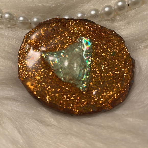 Faux Pearls & Stretchy One of a Kind Rare Unique Handmde Charm Necklace - Picture 4 of 17